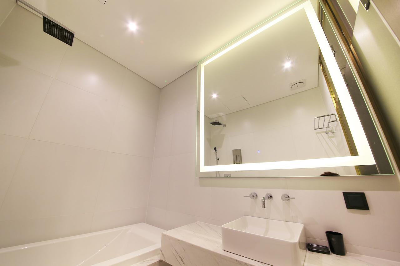Hotel Cullinan 2 Geondae Сеул Екстериор снимка