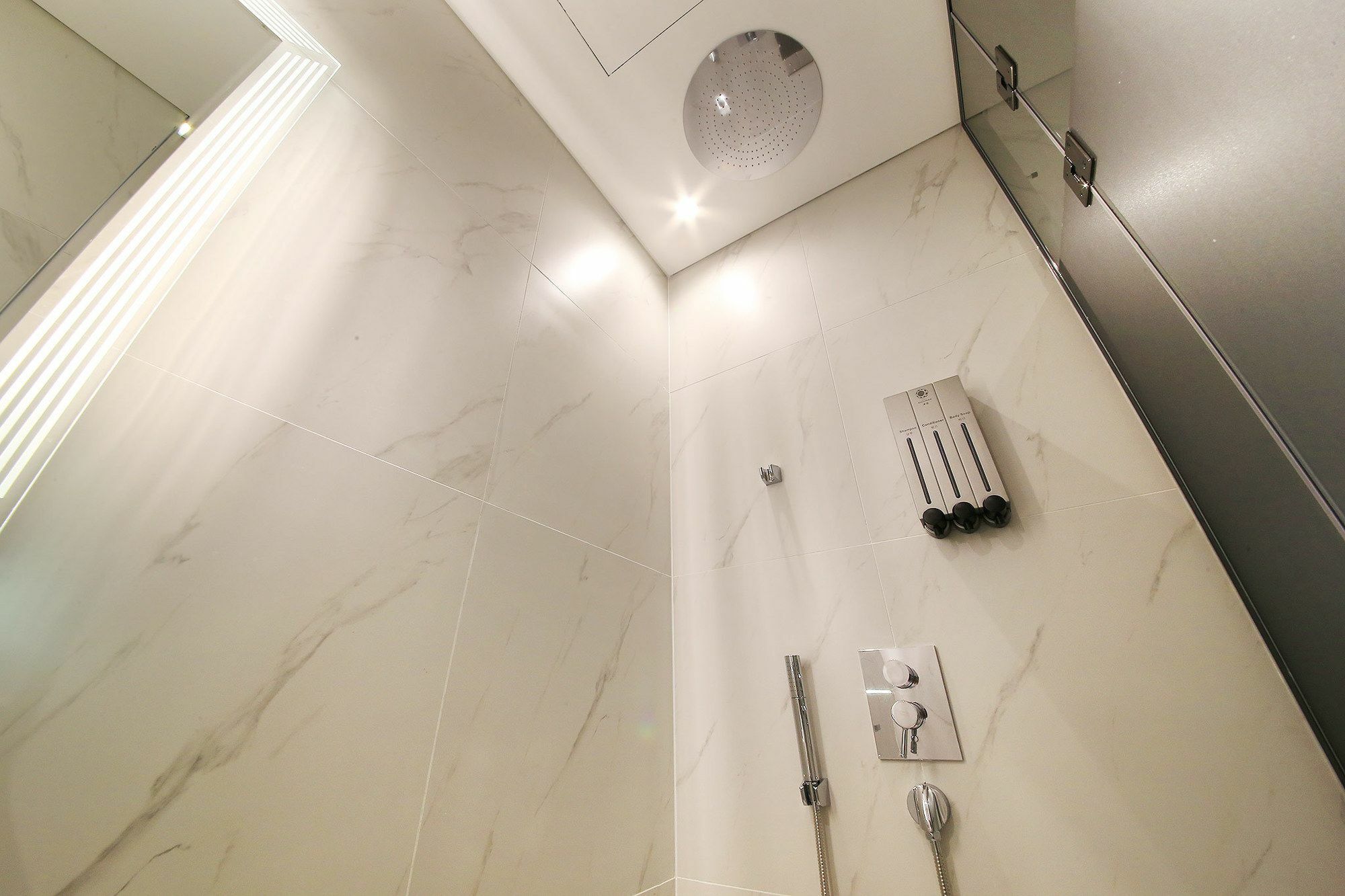 Hotel Cullinan 2 Geondae Сеул Екстериор снимка