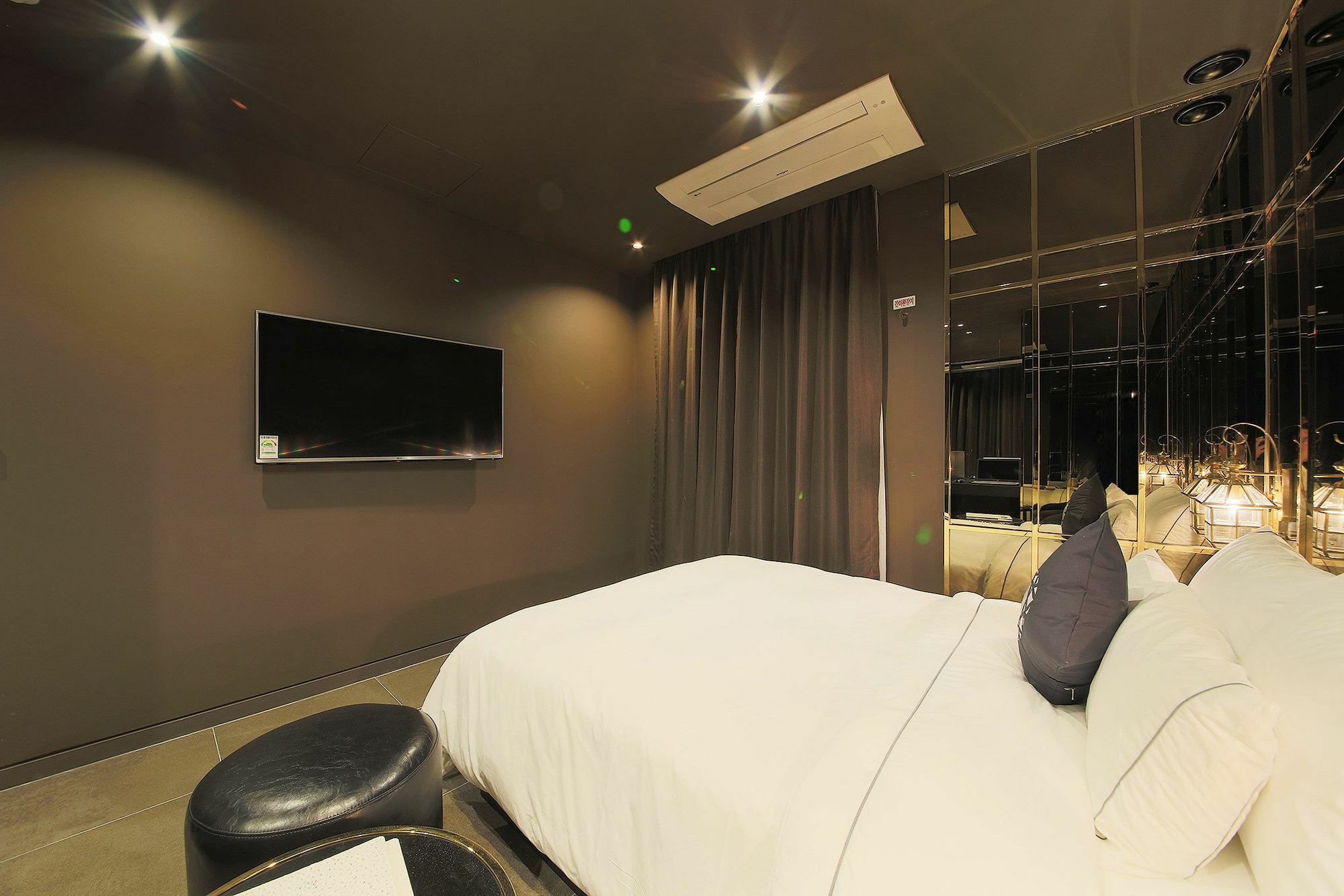 Hotel Cullinan 2 Geondae Сеул Екстериор снимка