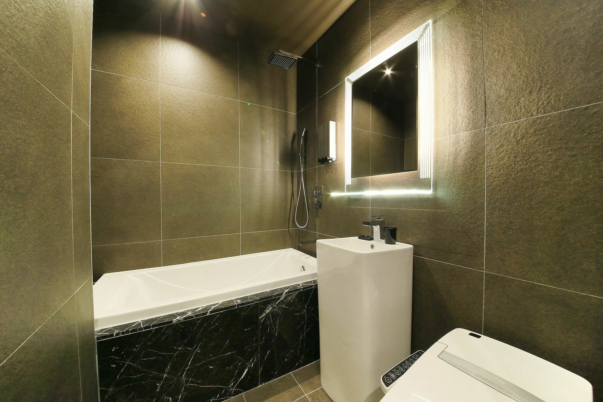 Hotel Cullinan 2 Geondae Сеул Екстериор снимка