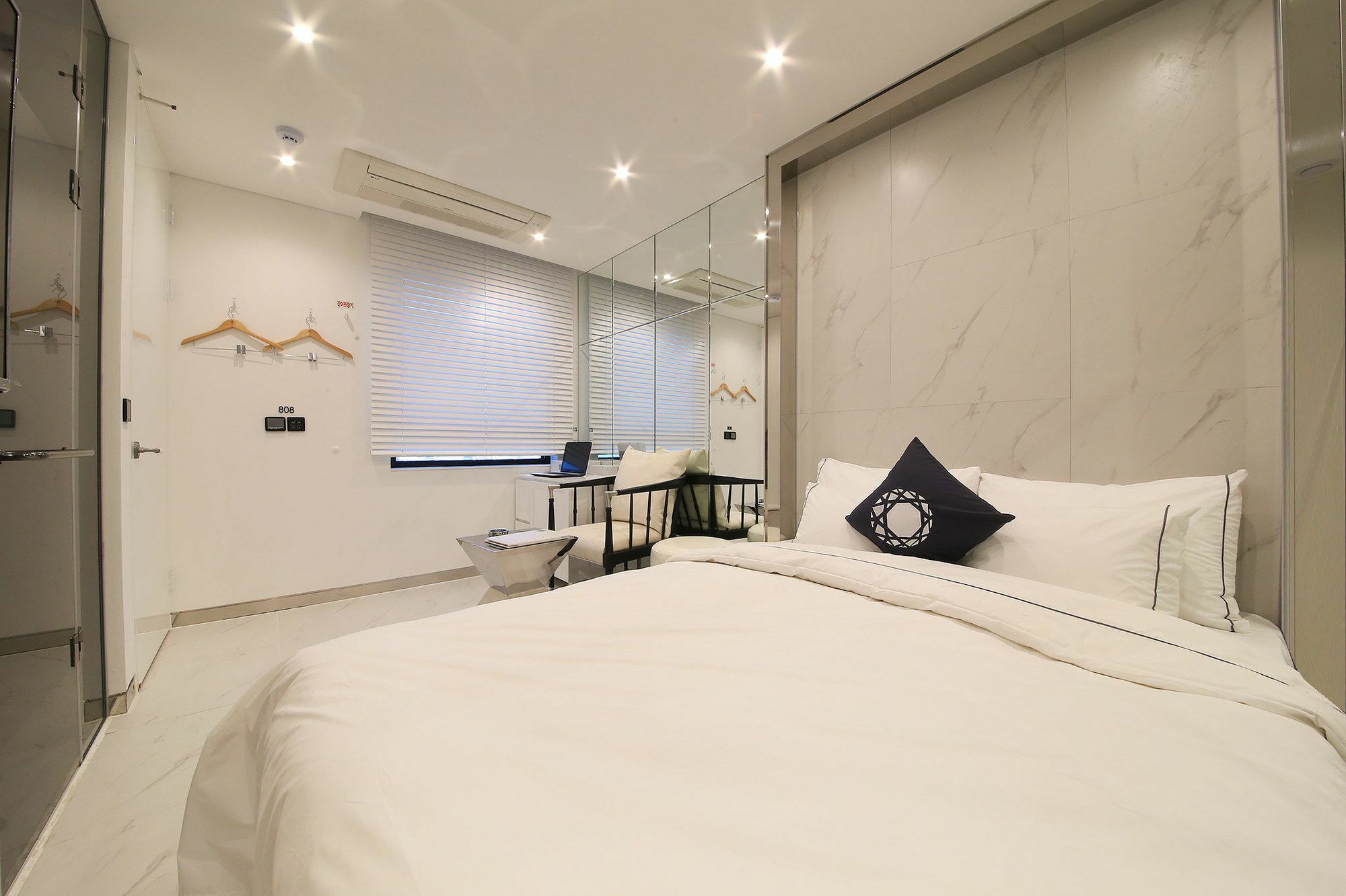 Hotel Cullinan 2 Geondae Сеул Екстериор снимка