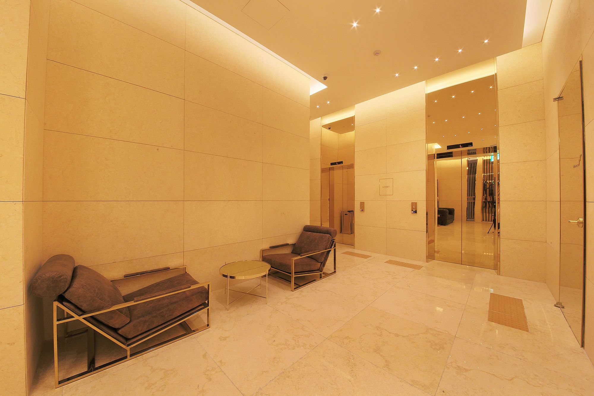 Hotel Cullinan 2 Geondae Сеул Екстериор снимка